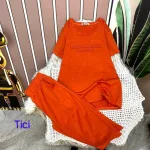 Đồ bộ quần lửng áo tay ngắn in chữ dập nổi