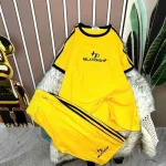 Đồ bộ quần lửng áo tay ngắn in chữ phối viền trắng