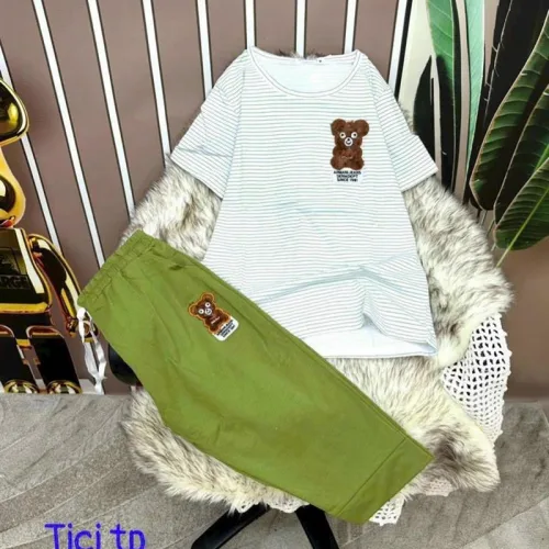 Đồ bộ quần lửng áo tay ngắn sọc in hình gấu