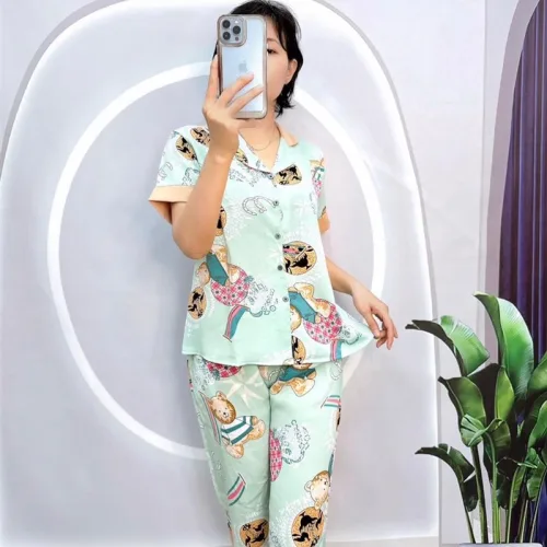 Đồ bộ quần lửng pijama áo tay ngắn cổ bẻ hoạ tiết