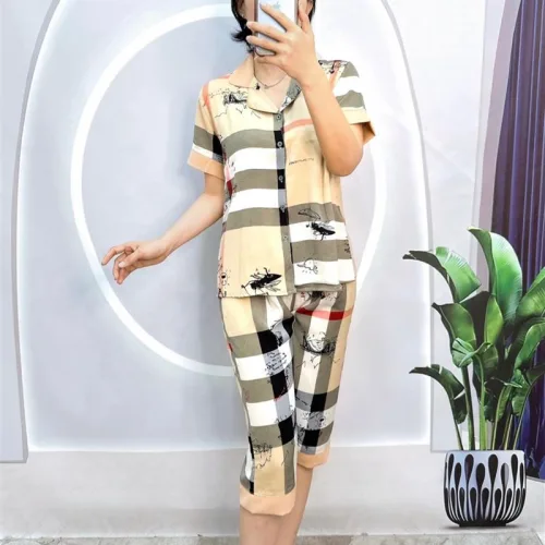 Đồ bộ quần lửng pijama áo tay ngắn cổ bẻ hoạ tiết
