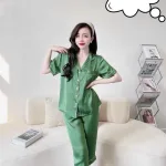 Đồ bộ quần lửng pijama áo tay ngắn cổ bẻ màu trơn