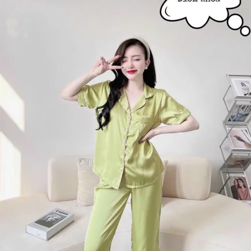 Đồ bộ quần lửng pijama áo tay ngắn cổ bẻ màu trơn