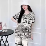 Đồ bộ quần lửng vải xước in hình cổ tròn
