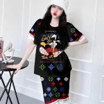 Đồ bộ quần lửng vải xước in hình cổ tròn