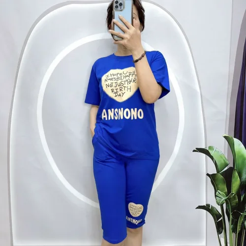 Đồ bộ quần ngố áo tay ngắn in hình trái tim trắng chữ