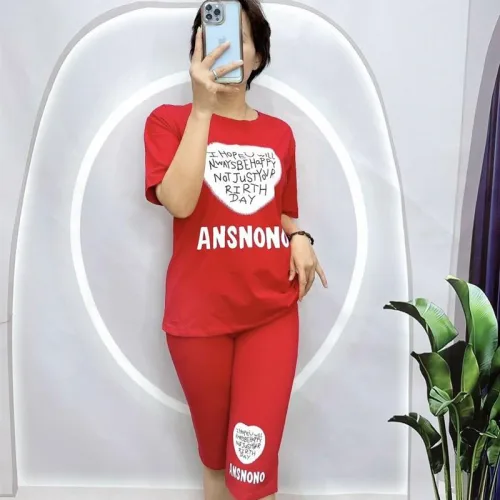 Đồ bộ quần ngố áo tay ngắn in hình trái tim trắng chữ