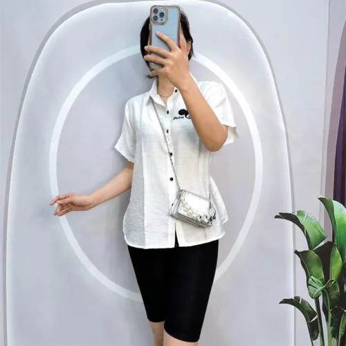 Đồ bộ quần ngố đen áo sơ mi tay ngắn in hình