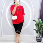 Đồ bộ quần ngố đen áo tay ngắn in chữ form rộng
