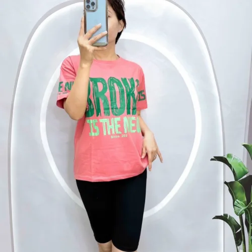 Đồ bộ quần ngố đen áo tay ngắn in chữ to
