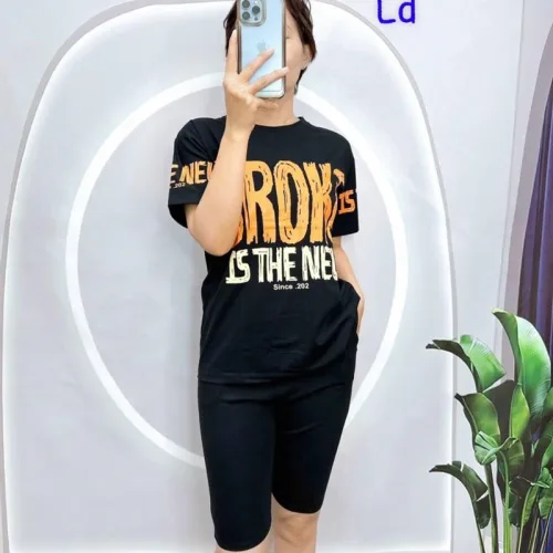 Đồ bộ quần ngố đen áo tay ngắn in chữ to