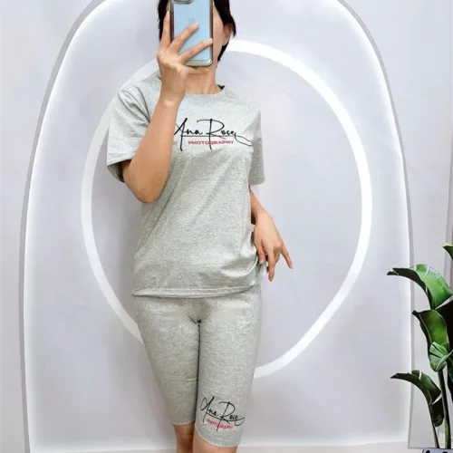 Đồ bộ quần ngố màu áo tay ngắn in chữ