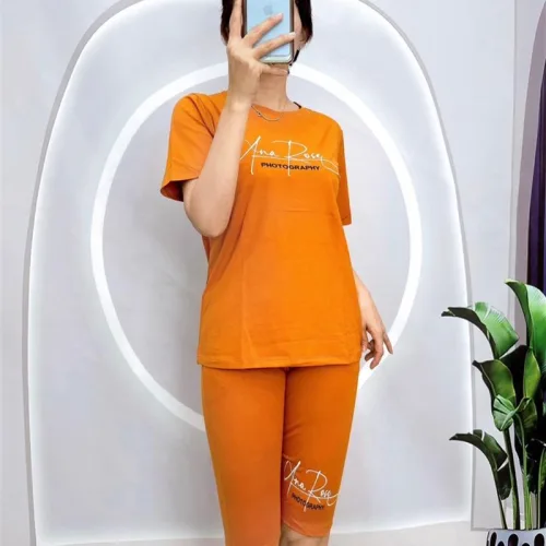Đồ bộ quần ngố màu áo tay ngắn in chữ