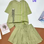 đồ bộ quần váy áo thun tay ngắn in chữ dọc