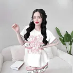 Đồ bộ satin quần đùi áo tay ngắn cổ tròn in hình dể thương