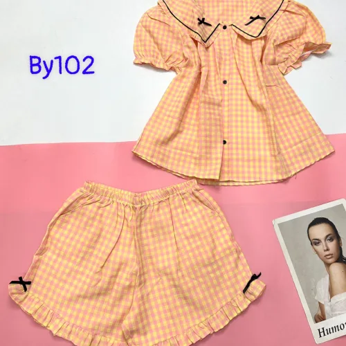 đồ bộ sơ mi ca rô cổ bẻ có nơ nhỏ ở cổ áo tay phồng