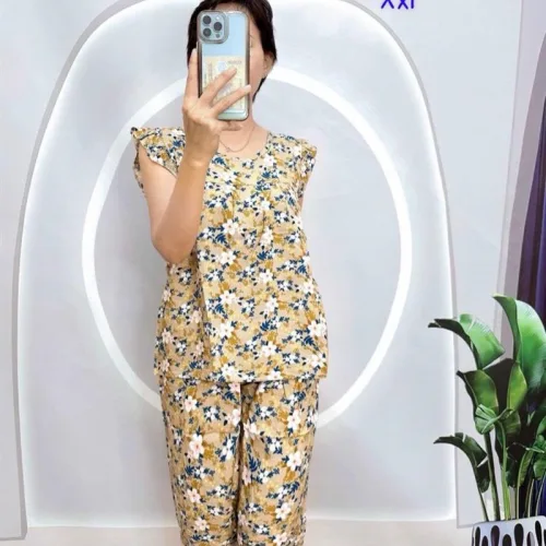 Đồ bộ tonl form lớn quần lửng áo sát nách bèo họa tiết
