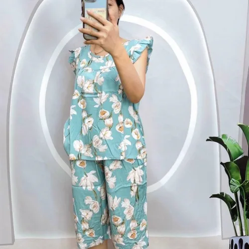 Đồ bộ tonl form lớn quần lửng áo sát nách bèo họa tiết