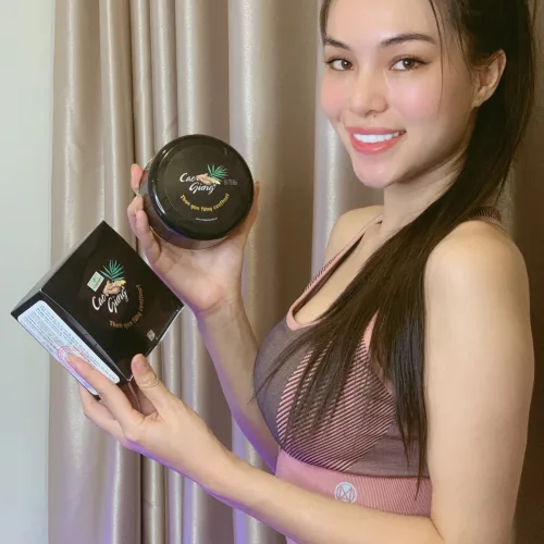 Dùng Cao Gừng thôi đó mà để bụng nhỏ xinh