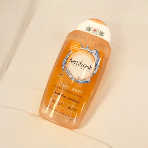 Dung Dịch Vệ Sinh Phụ Nữ Femfresh 250ml