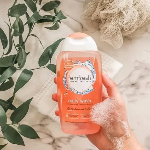 Dung Dịch Vệ Sinh Phụ Nữ Femfresh Intimate Skin Care Daily Wash 250ml