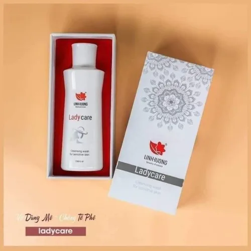 Dung Dịch Vệ Sinh Phụ Nữ Lady Care Linh Hương