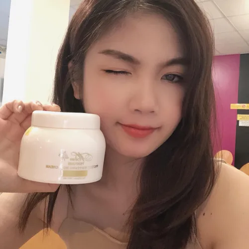 Dùng Kem Body A Cosmetics để có làn da trắng sáng mịn màng