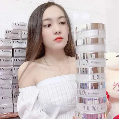 Gái xinh nhà Lux toàn dùng cỡ này thì thương hiệu nào lại nữa đây