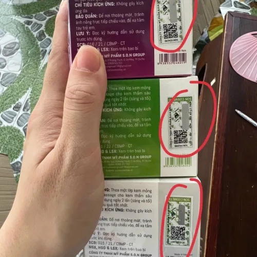 Hàng giả nè chị em nhìn phân biệt để tránh mua nhầm hàng giả nha