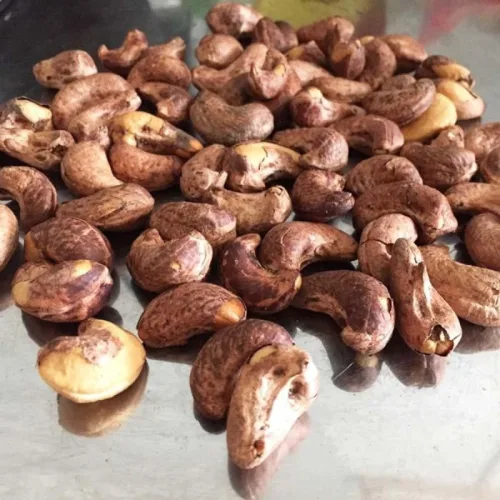 Hạt Điều Rang Muối Thơm Ngon Hộp Pet 300g