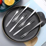 Hộp 10 Xiên Thức Ăn Inox - Nĩa Xiên Hoa Quả Mứt 13.4cm