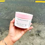 Hộp Quà Tặng Tẩy Tế Bào Chết Dưỡng Ẩm Toàn Thân Dove Hương Hoa Anh Đào 298g