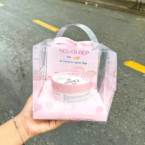 Hộp Quà Tặng Tẩy Tế Bào Chết Dưỡng Ẩm Toàn Thân Dove Hương Hoa Anh Đào 298g
