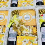 Hộp Quà Tết Chữ Nhật Rượu Vang Nho - Quà Tặng Tết - Quà Trang Trí Tết - Giỏ Quà Tết
