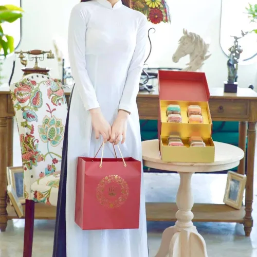 Hộp quà tết mai vàng phúc lộc – xuân quê hương ấm áp tình yêu thương