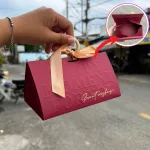 Hộp Quà Đựng Son Mỹ Phẩm Tam Giác Có Nơ Xinh Xắn - Hộp Quà Tặng Bằng Giấy Sang Xịn