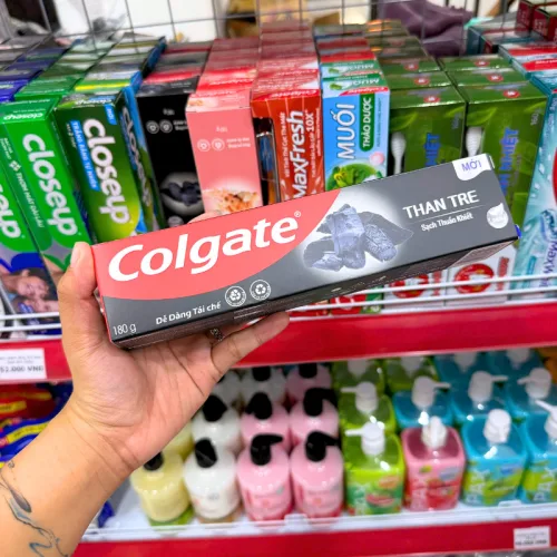 Kem Đánh Răng COLGATE Than Tre 180g