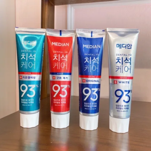 Kem Đánh Răng Median Màu Xanh Ngọc Dental IQ 93%  Tartar Protection Toothpaste Gum 120g