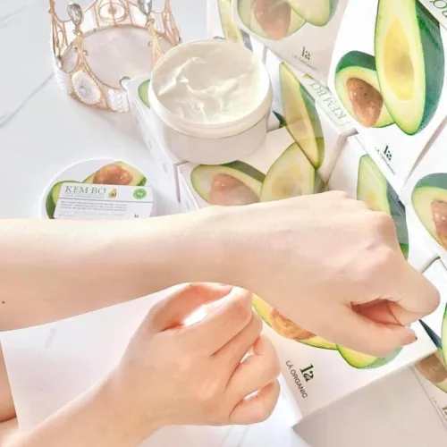 Kem body Bơ Lá Organic hoàn toàn chiết xuất 100% thành phần thiên nhiên