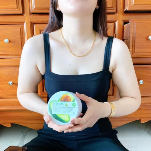 Kem Body Bơ nhà em phủ sóng mạnh mẽ quá rùi