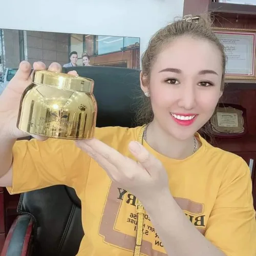 Kem Body Collagen X3 Luxury là sản phẩm đầu tiên mang trong mình thành phần Saffron