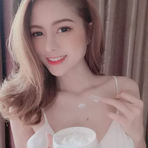 Kem body Lux mang đến cho khách hàng một cái nhìn khác về chất kem body