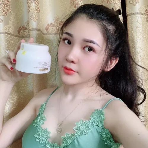Kem body mềm nước hoa Acosmetics Phương Anh dưỡng trắng toàn thân