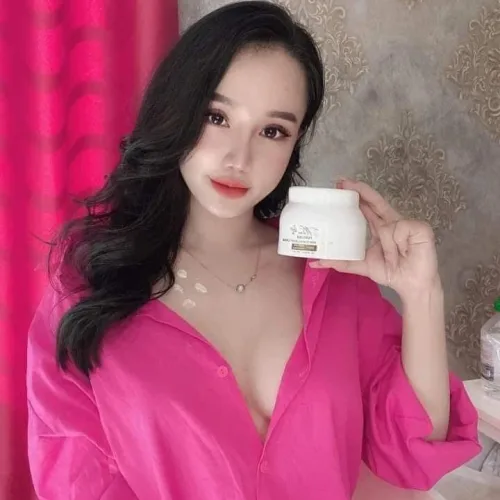 Kem Body Mềm luôn được các hotgirl ưa chuộng