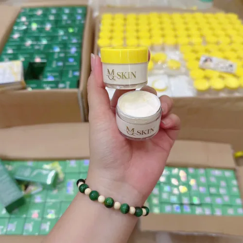 Kem Body Sâm Vàng MQ Skin Essence Cream (Tặng Kích Trắng)