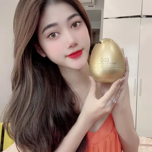 Kem body Trứng Vàng Queenis chính hãng
