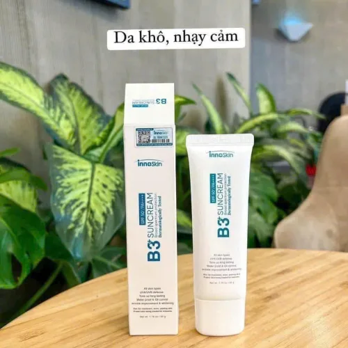 Kem chống nắng B3 + Innoskin có xứng đáng là Kem chống nắng hot nhất 2023