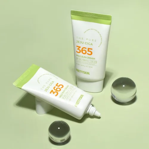 Kem Chống Nắng Chiết Xuất Rau Má Pretty Skin The Pure Jeju Cica 365 Mild Sun Cream
