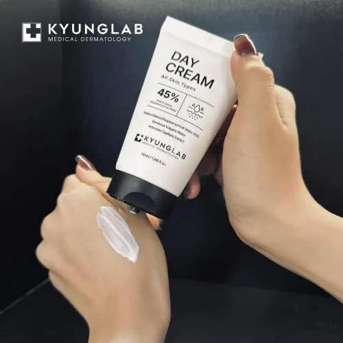 Kem dưỡng ban ngày nâng tone Kyung Lab Day Cream