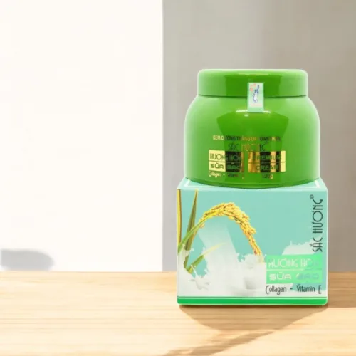 Kem Dưỡng Da Body Sắc Hương Hương Hoa Sữa Gạo - Hộp Màu Xanh 130ml